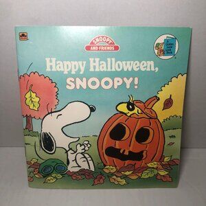 Happy Halloween, Snoopy! Peanuts Paperback A Golden Book Vintage 1989 80's